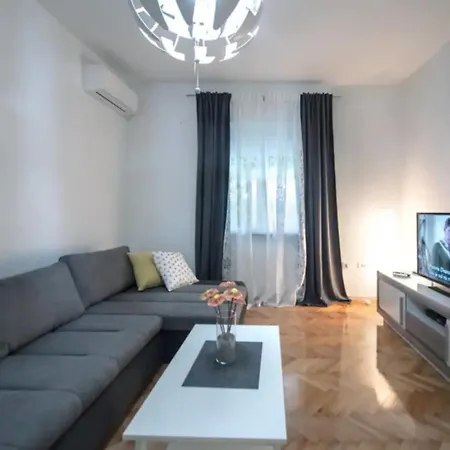 Villa With Private Swiming Pool